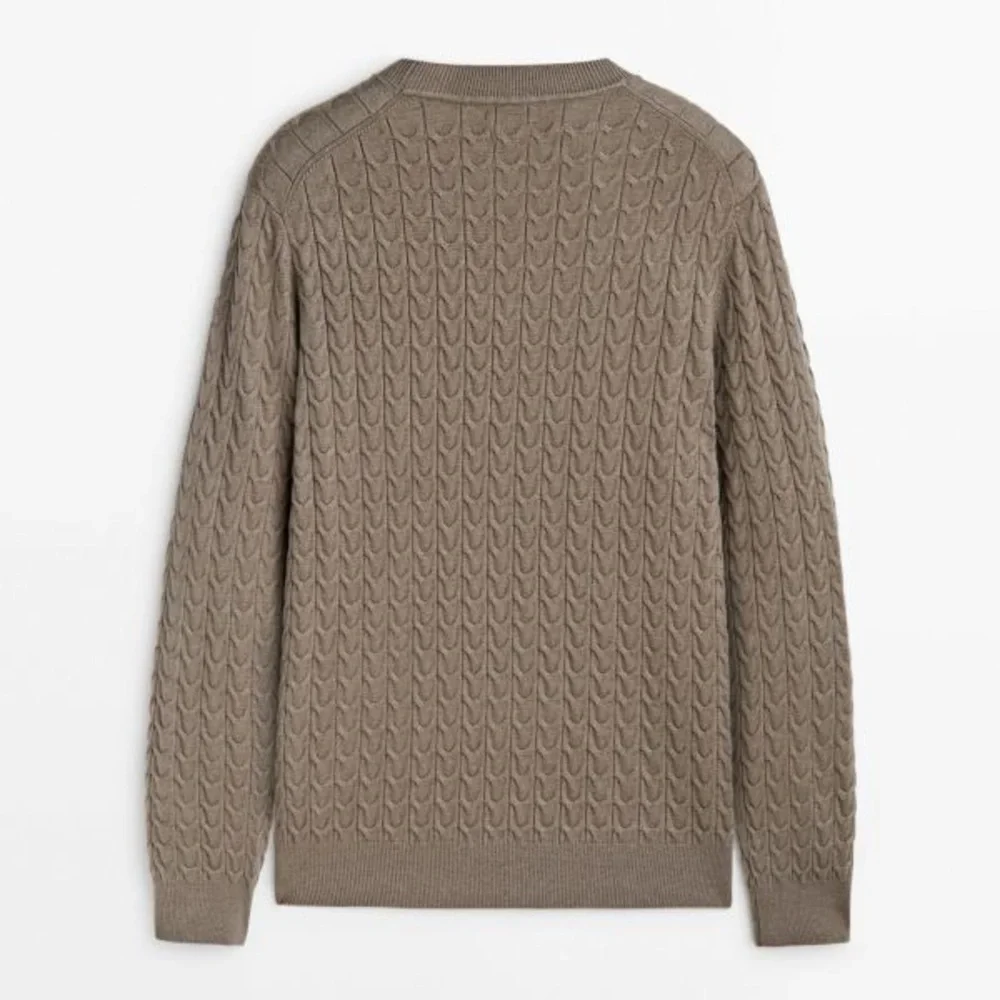 NWT. Massimo Dutti Man Cable Knit Viscose Blend Straight Fit Sweater. Si…